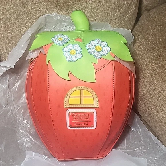 Loungefly Scented Strawberry Shortcake House Crossbody Bag - Picture 4 of 11